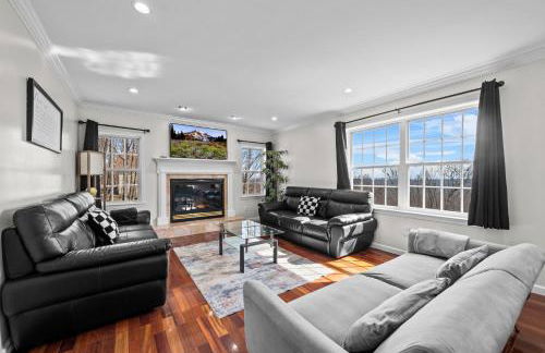 Spacious 6 BR Villa - Serene Scenic Mountain Escape - Foto 5