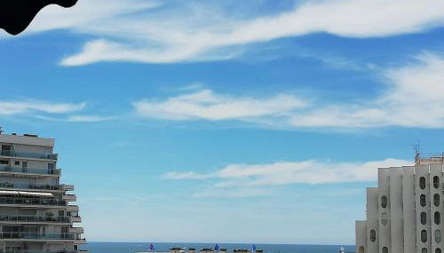 Le Sémaphore - appartement climatisé, grande terrasse vue mer - parking, wifi - Foto 2