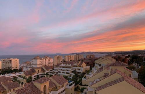 Penthouse mit private Dachterrasse und Blick auf das Meer, Berge ,Hafen - Photo 9