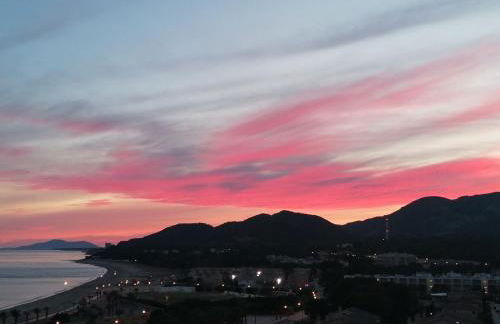 Apartamento con terraza, vistas playa y montaña - Foto 37