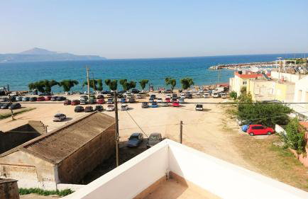 Crown Apartments - Photo 14