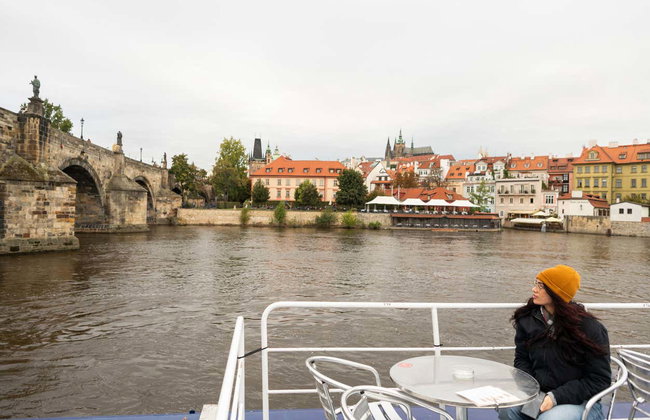 Passeio de barco pelo rio Moldava - Foto 6