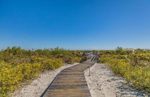 First Floor Condo - Walking distance to beach and pools! - Foto 29