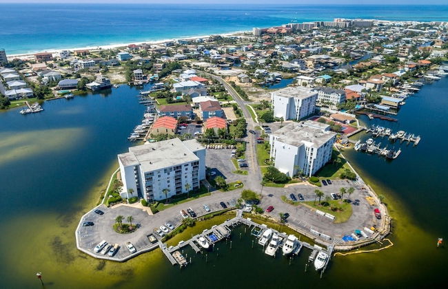 Dolphin Point 303A is a Cute 2 BR overlooking the Harbor by RedAwning - Foto 60