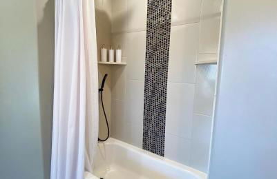 Timber & Tin G 2Bed 2Bath w Pool & Rooftop Deck - Foto 66