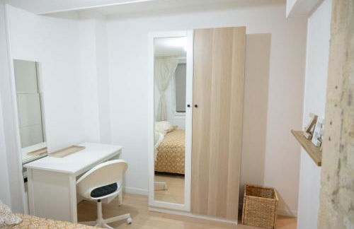 Plein cœur Historique de Caen - Quartier animé - au pied des boutiques, bars et restaurants - Photo 7