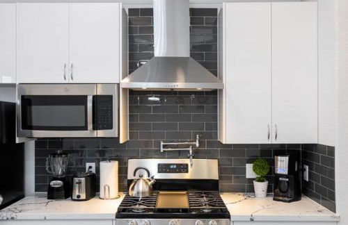 Cute Cozy house close to major sporting events and restaurants - Foto 13