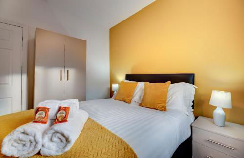 Brandon Grove Stay Sleeps 6 by Week2Week - Photo 15