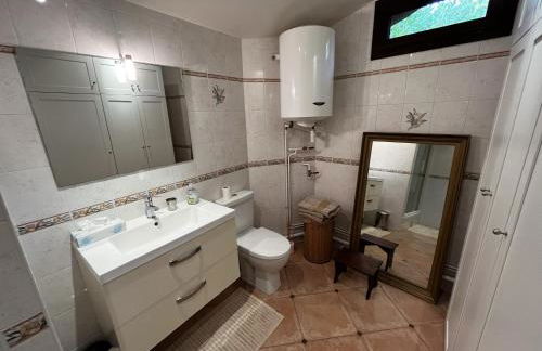 Charming independent guest house - spacious studio with terrace and garden, 25 minutes from Paris - Foto 10