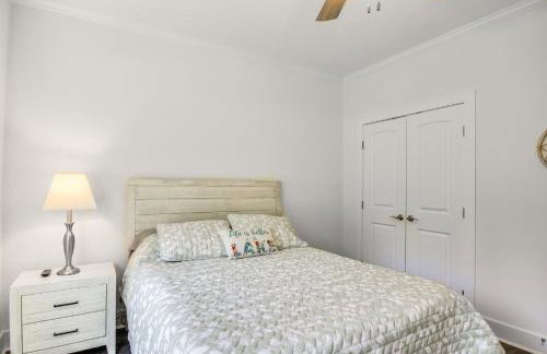 Lakefront McCormick Retreat with Patio and Views - Foto 14