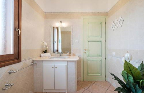 Mare e Centro 5 min auto - con Wi-fi, Netflix e A-C - Foto 14