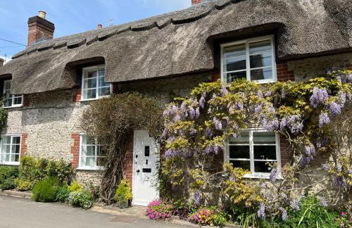 Little Thatch Cottage - Cerne Abbas, Dorset - Photo 24