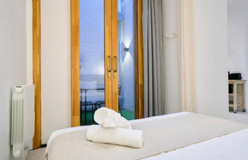 Studio hypercentre près des gares - Foto 8