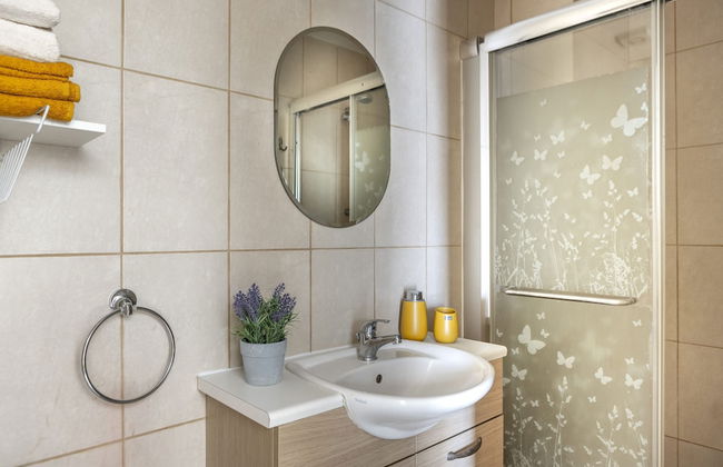 153 NIC - Stay Sunflower Delight Studio - Photo 19