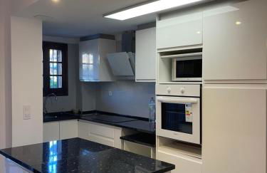 comfortable apartment in an elite area with a beautiful veranda - Foto 25