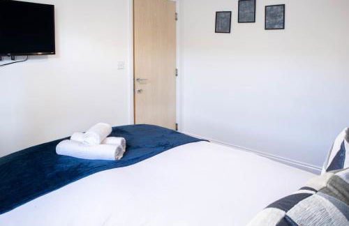 Contractor‑Heaven 5BR Home 4.5 Baths Wakefield - Foto 16