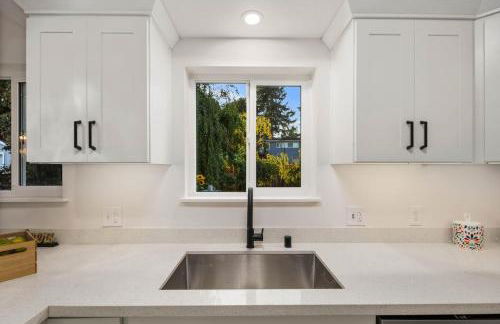 Moder charmer 4 BR 3 BA 12 Miles to Seattle, 3 miles to Airport near the mall - Foto 15