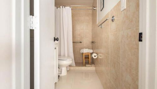 Sleeps 3, Cozy, Boho Style, in the heart of Miami -free parking - Foto 2