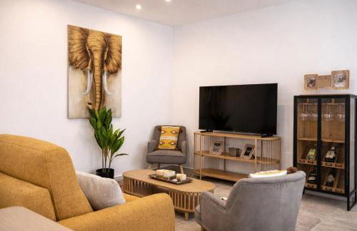 Chalet con piscina en Naveros - Foto 30