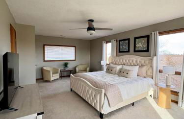 Haven @ the Lake | Hot Tub | Fire Pit| Fireplace - Foto 14