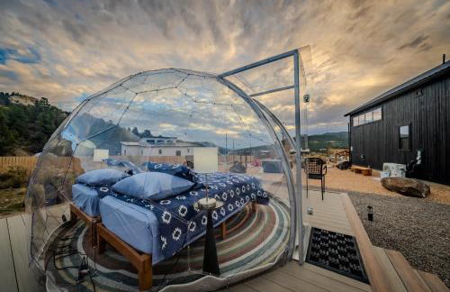 Stargazing Retreat with Hot Tub Deck Hammocks BBQ - Photo 47