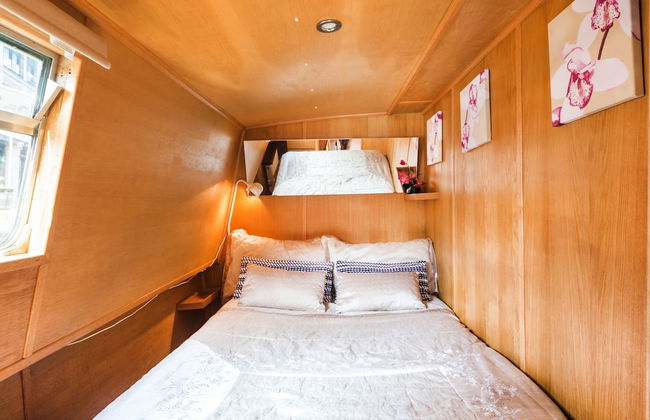 The Four Sisters Boatel - Foto 4