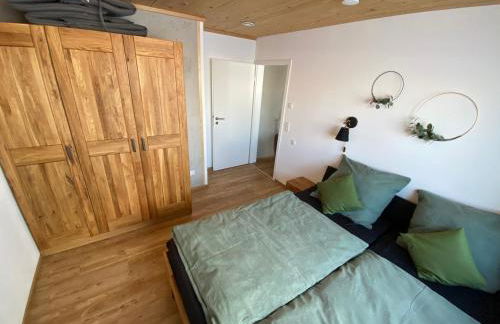 Ferienwohnung mit eigenem Garten und Bergblick - Foto 15