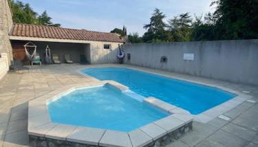 Gîte 6p Ardèche ,Ruoms centre, climatisé avec piscine - Photo 4