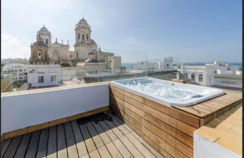 ***** ATTIC WITH IMPRESSIVE VIEWS AND JACUZZI - Foto 4