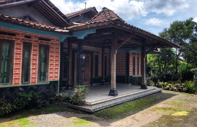 Hotel O Desa Wisata Tunggul ArumNearWisata Tunggularum - Foto 1