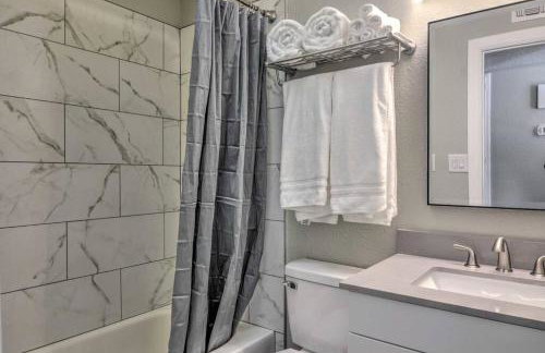 Modern Mountainside House - Photo 7