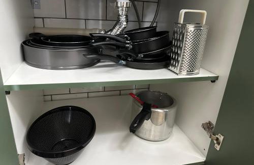 Apê térreo sem escada com Ar Cond, WiFi e banheira! - Foto 25