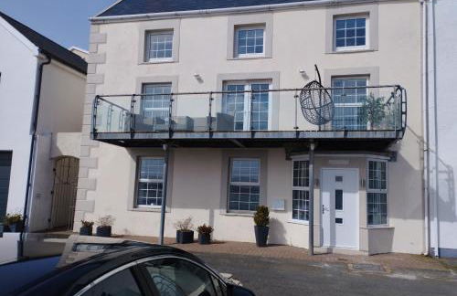 Waterfront Location, Balcony, Sea Views, Free Parking - Foto 29