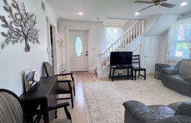 Colonial 3BR House with excellent Fast Wi-Fi next to The INN - Foto 13