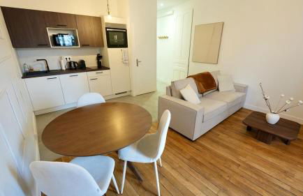 Berthelot Design au pied du tram et proche métro - Foto 3