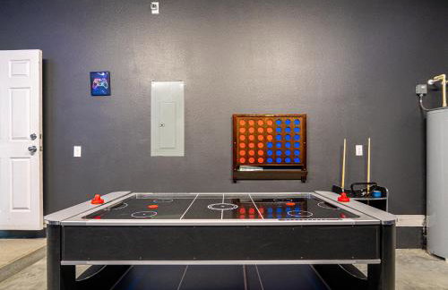 Luxury Tampa Home with Game Room and Theater - Foto 28