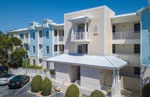 LIC Mgr - LUXURIOUS 2 BED 3 BATH PENTHOUSE SUITE - PANORAMIC OCEAN VIEWS! INDOOR PICKLEBALL - SPEAKEASY! - Foto 6