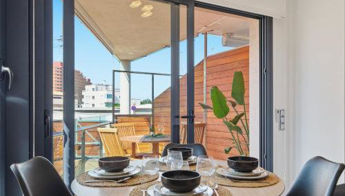 Apartamento en Port Trebol con parking privado y acceso directo a la piscina - Foto 4