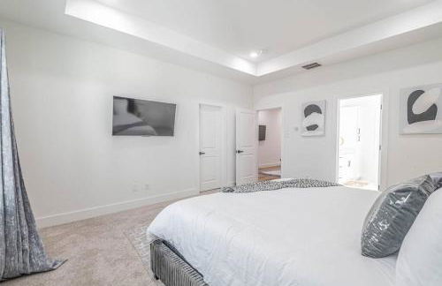 Luxury Home Near Houston Downtown & Medical Center - Photo 11