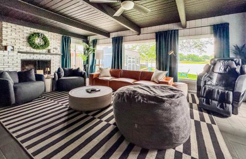 Waterfront Home with Arcade, MassageChair, Firepit, Infinity Game Table - Foto 61