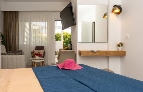 Epsilon Studios - 100m from the beach, by ZanteWize - Photo 16