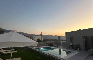Villa Leandros Premium Suites - Photo 42