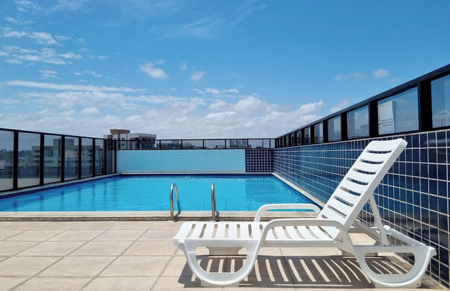 Apartamento na Ponta Verde, WiFi Rápida e Piscina no topo - Foto 16