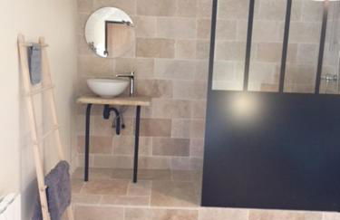 La maison de Lucien, gîte au cœur du vignoble Chablisien - Foto 8