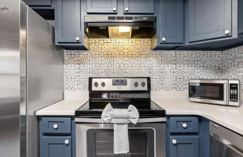 Woodsy Retreat-LakePoint In 5-Play Rest Repeat - Photo 18