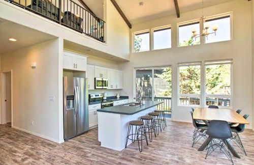 Fireplace, Mogollon Rim Views Luxury Pine Home - Foto 7