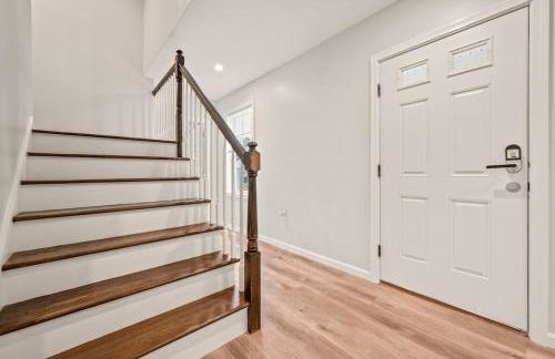 Ideal Family Stay Sleeps 20 in Bloomfield, CT - Foto 68