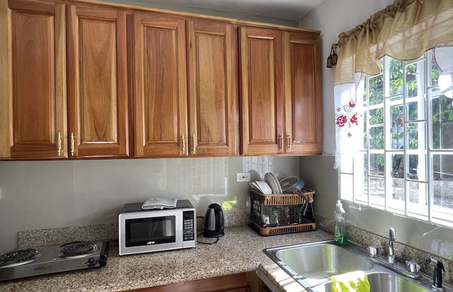 Skyline Suites, Breathtaking Mountains & City View 1 Bedroom Apts by RedAwning - Foto 6