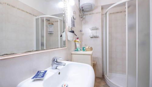 Gli Oleandri di Procchio - Foto 5, Shower