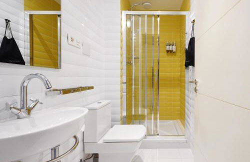 Numa Barcelona Roca - Photo 74